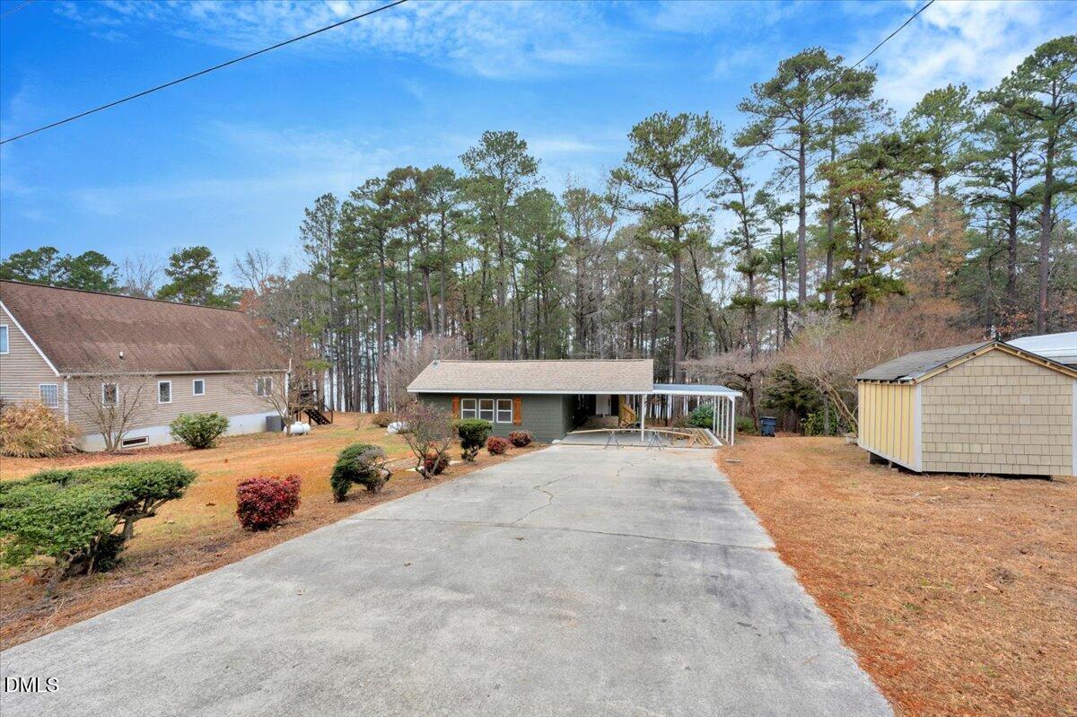 Image 1: 01-DSC09830