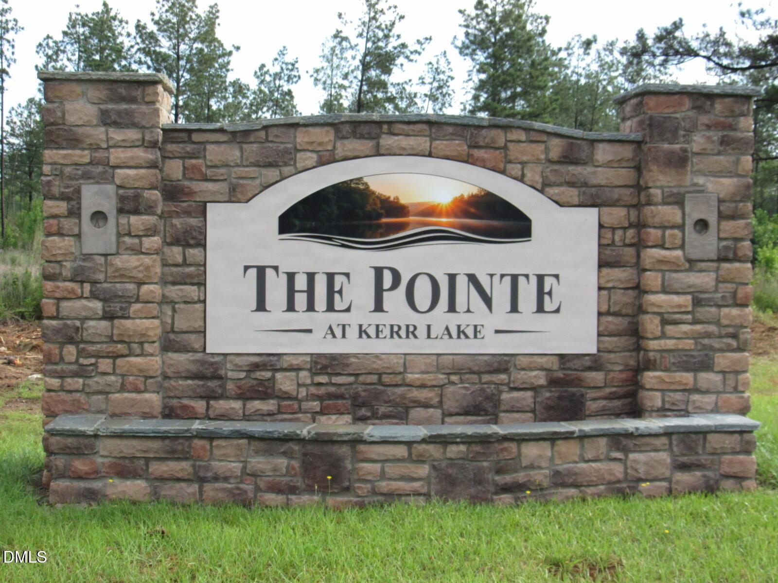 Image 2: Entrance sign