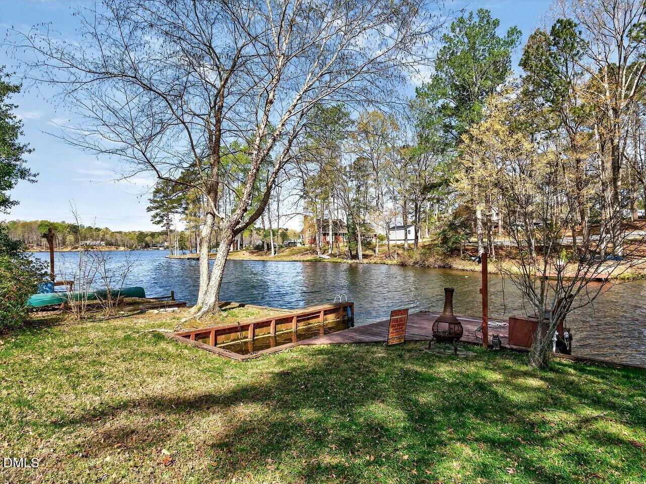 Image 2: 041-1280x960-dock