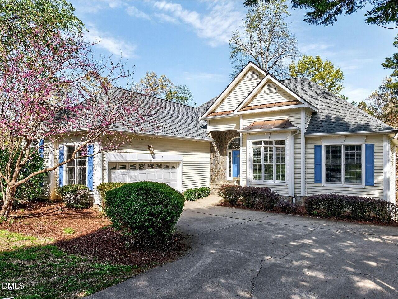 Image 3: 001-1280x960-main-exterior