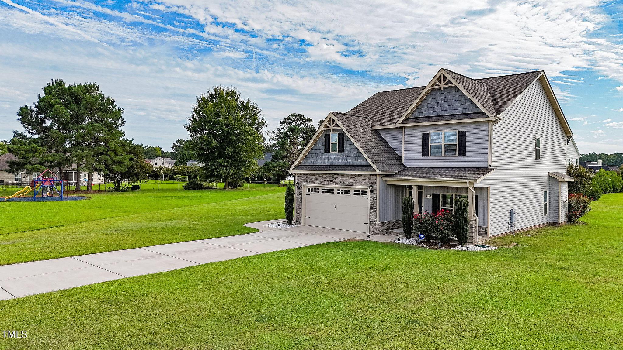 Image 2: Drone(2) Image 2: Drone(2)