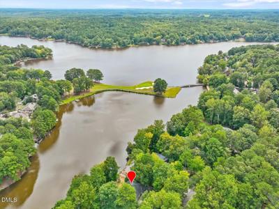 275 Lake Point