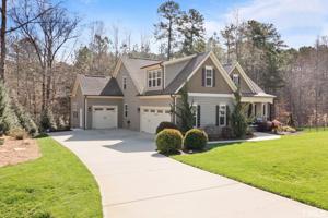 9508 Oakhurst Court