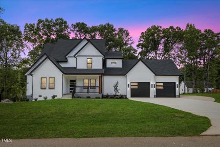123-125 Ottawa Dr.