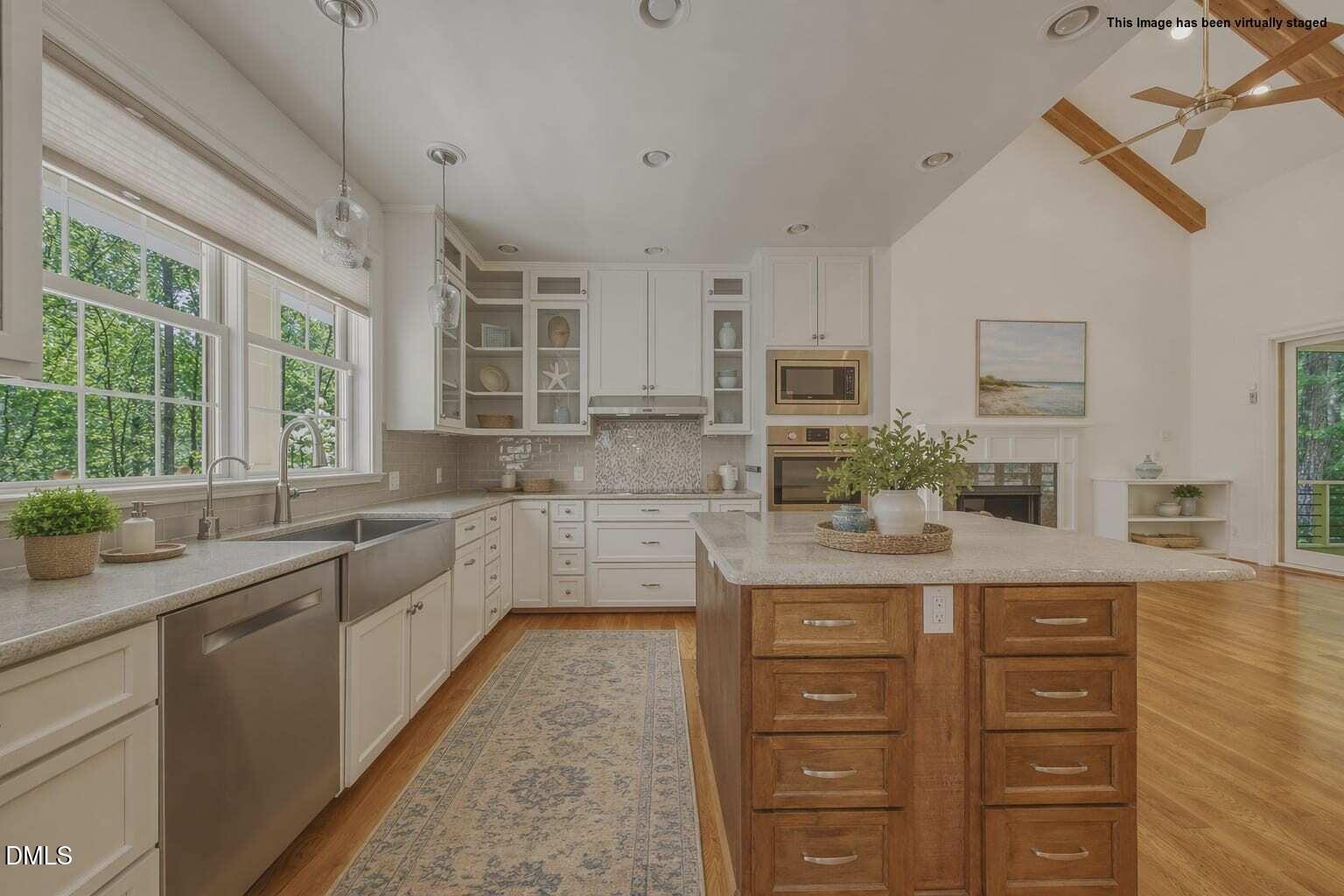 Image 4: 24-web-or-mls-staged-544 Fern Creek Trai