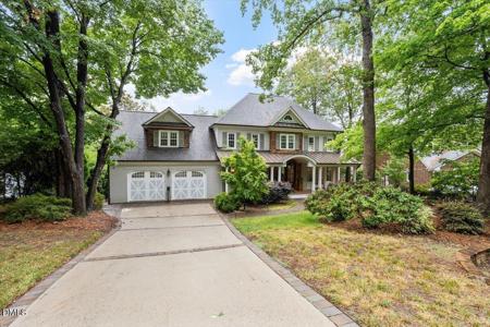 150 Lochwood W Drive