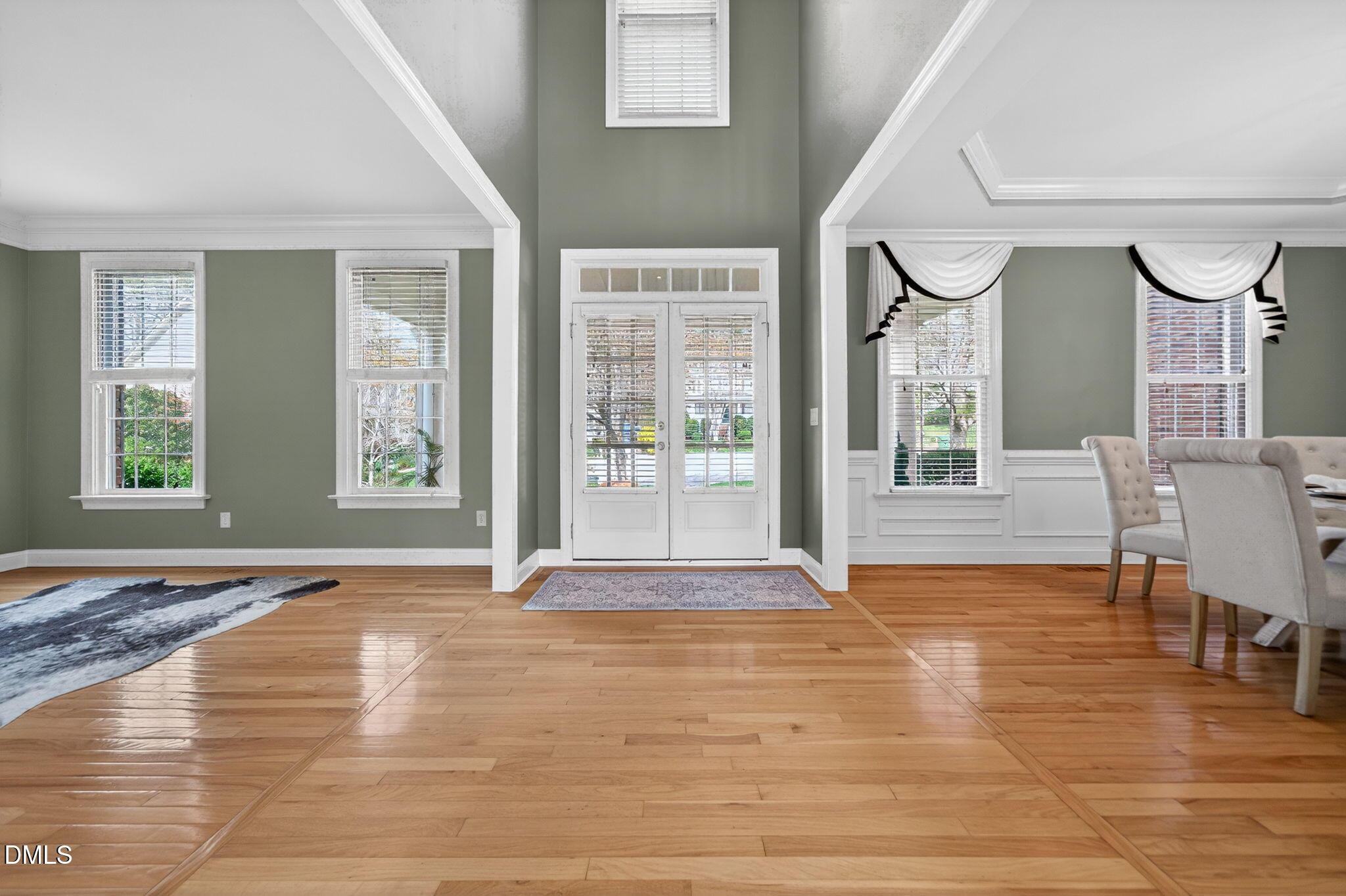 Image 4: 6-web-or-mls-117 Morris Branch-11