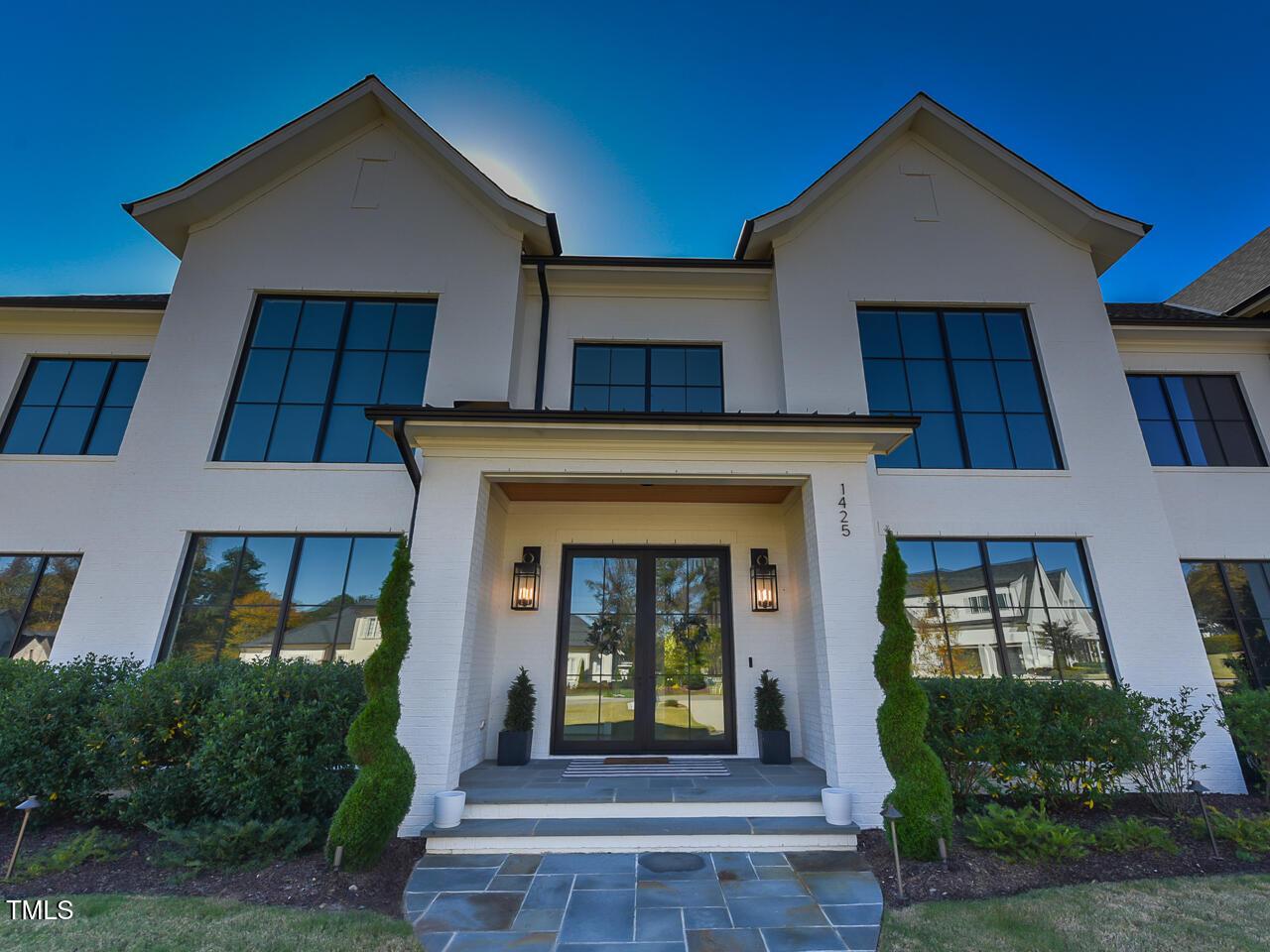 Image 3: Exterior - front door - ok