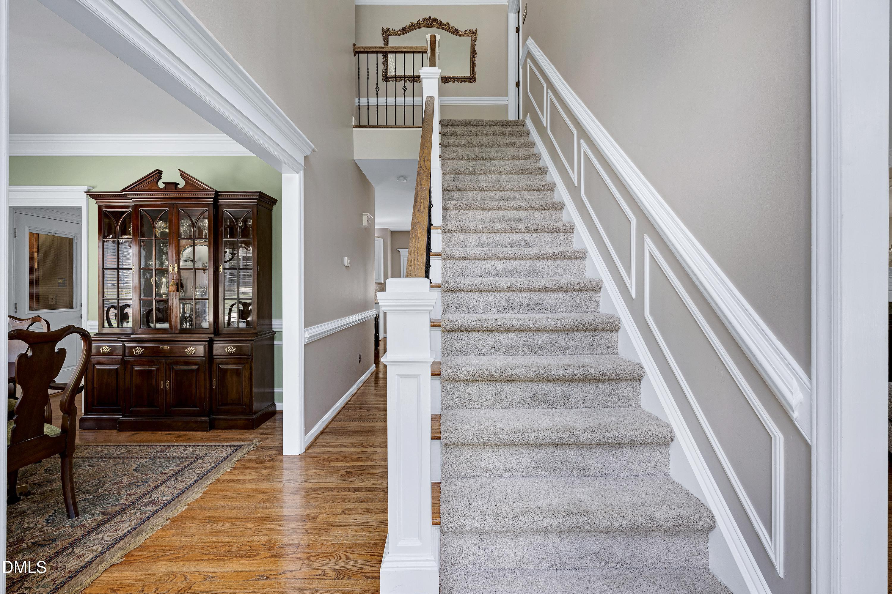 Image 3: Scene-5 Image 3: Scene-5