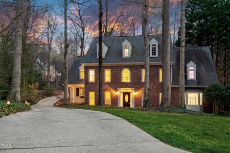 105 Fern Bluff Way