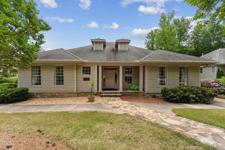 11483 Club Drive