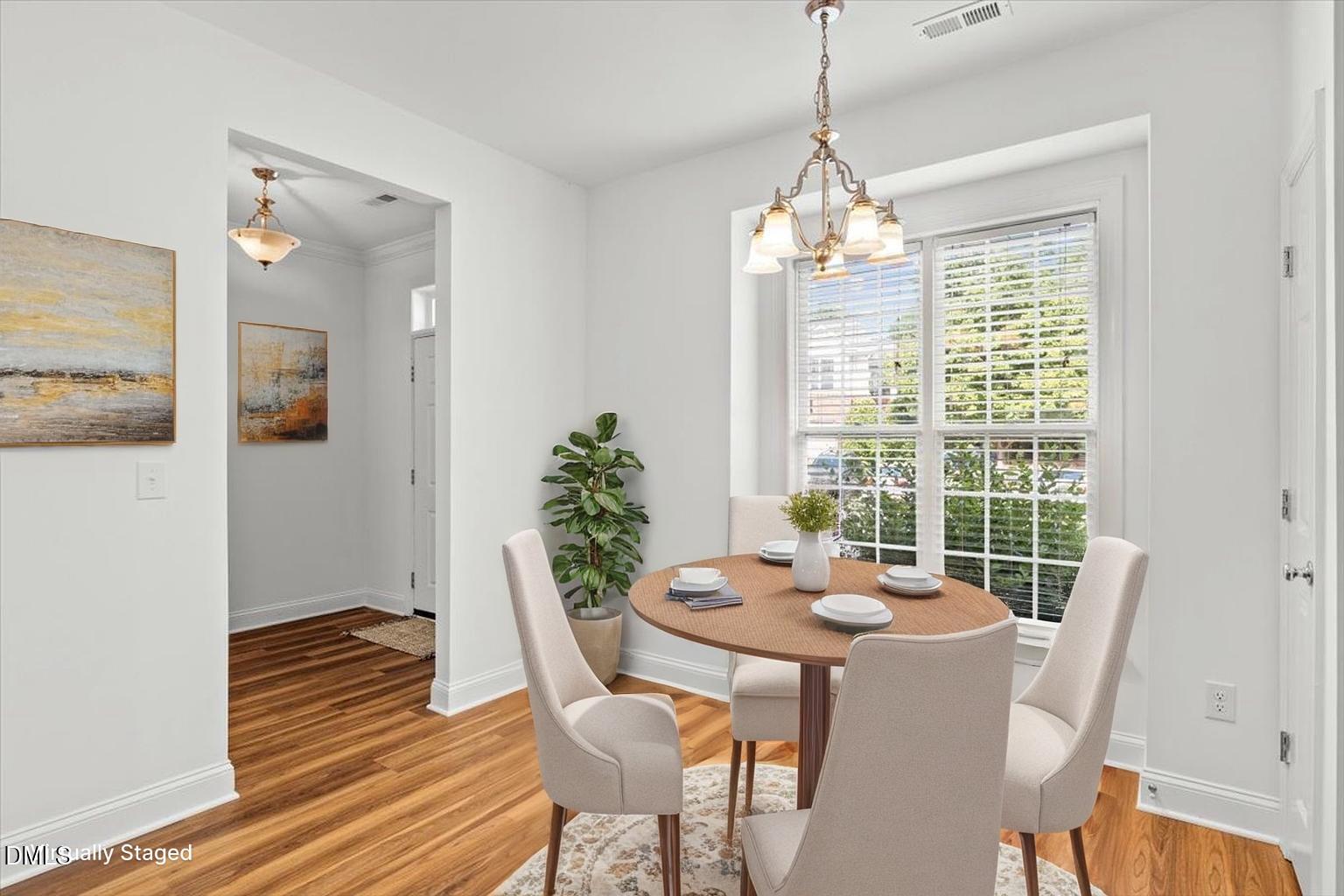 Image 4: 08-305-Savannah-Ridge-Open-Peek-Media-8