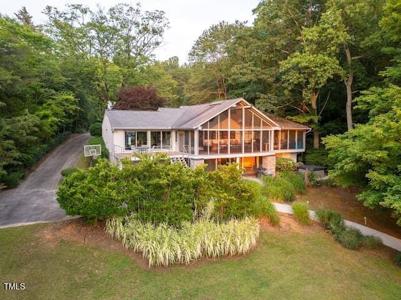 64 Robin Road