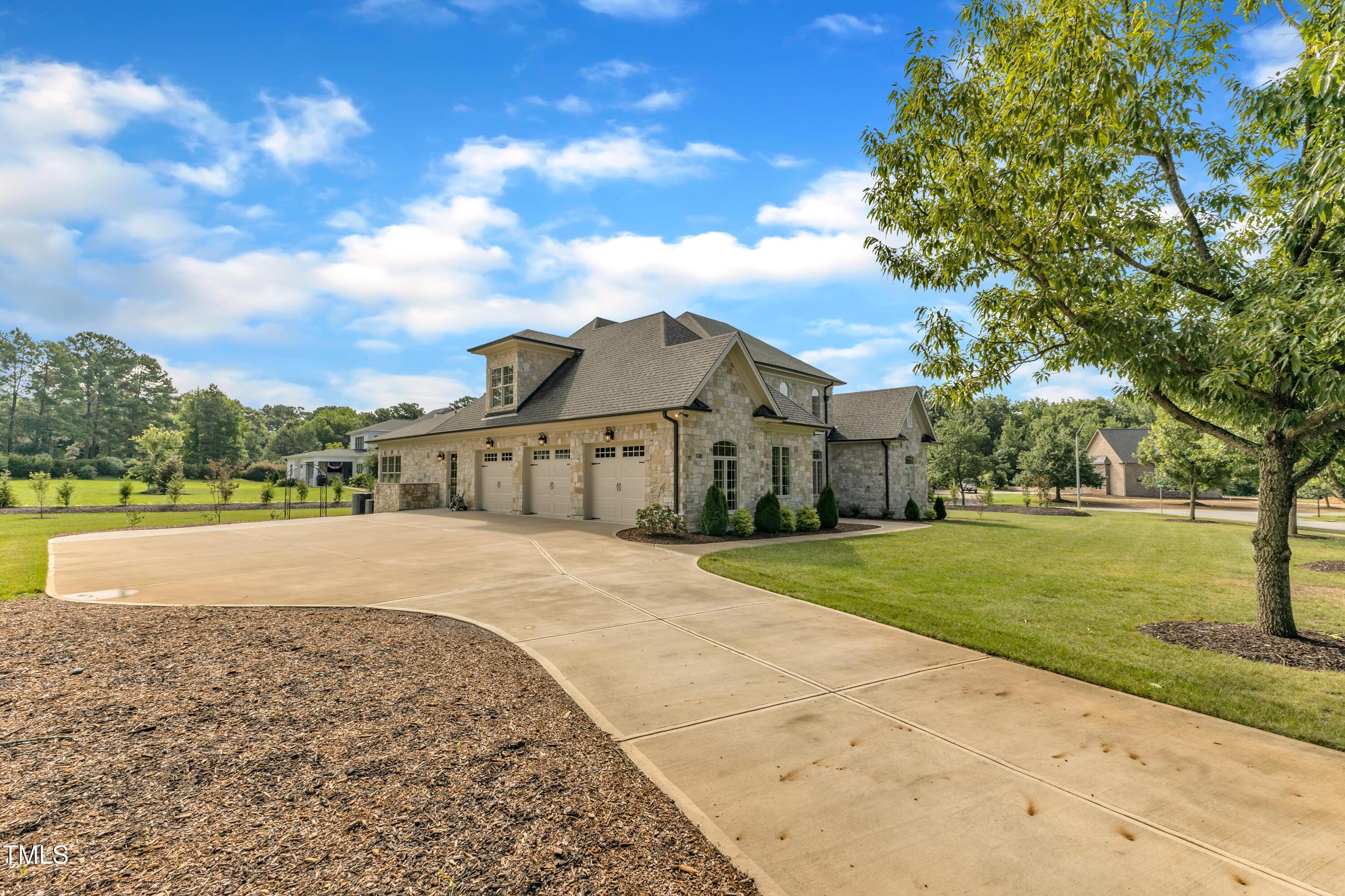 Image 2: 005-106 New Dawn Ct-80