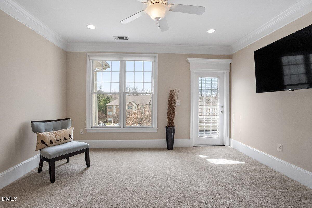 Image 4: 735 Portstewart Dr 2806637_07