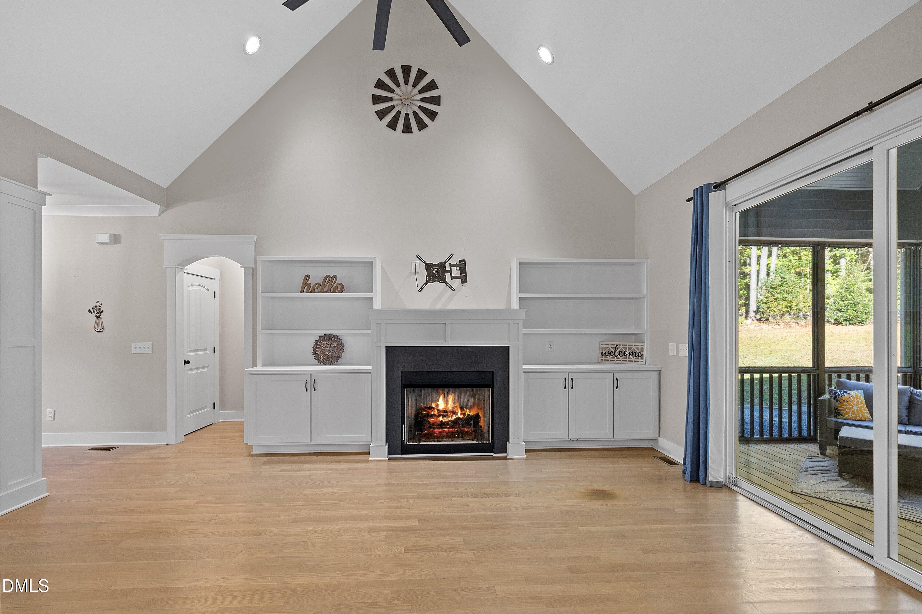 Image 2: 06-Great Room Fireplace w_ Bookshelves