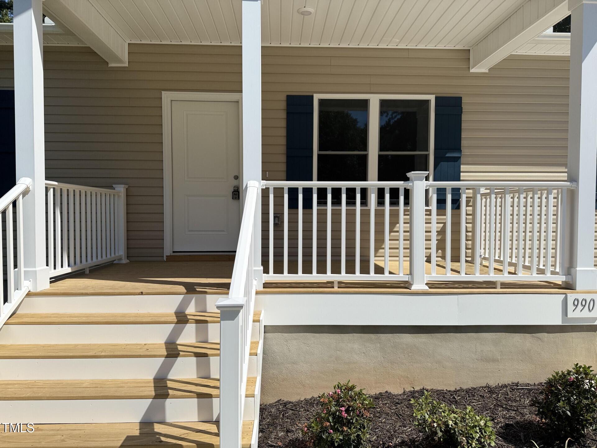 Image 2: 990WhistlingWind_59892_2