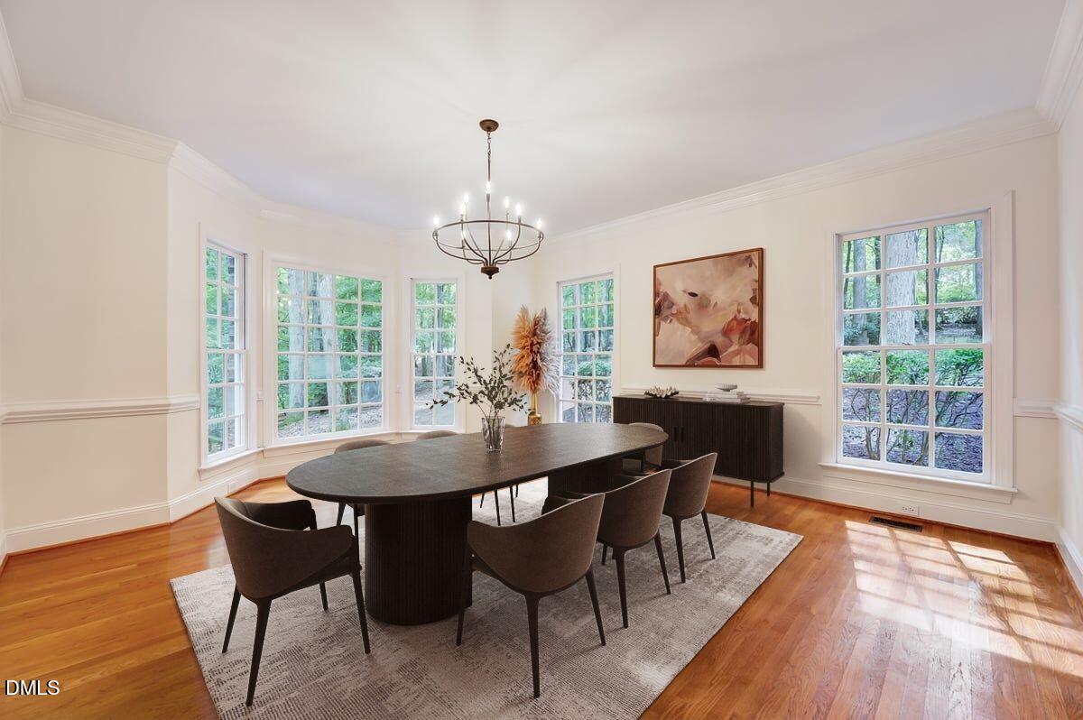 Image 4: 4805 Leithcroft Pl-dining (1)