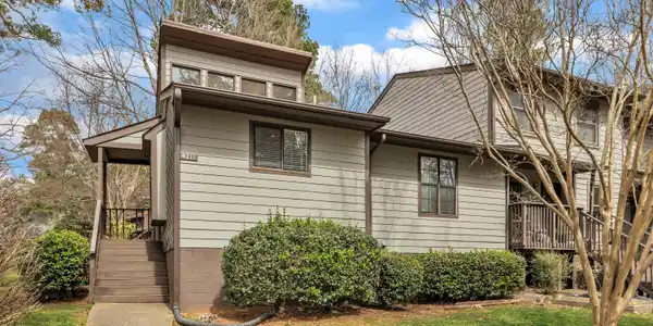 4211 The Oaks Drive