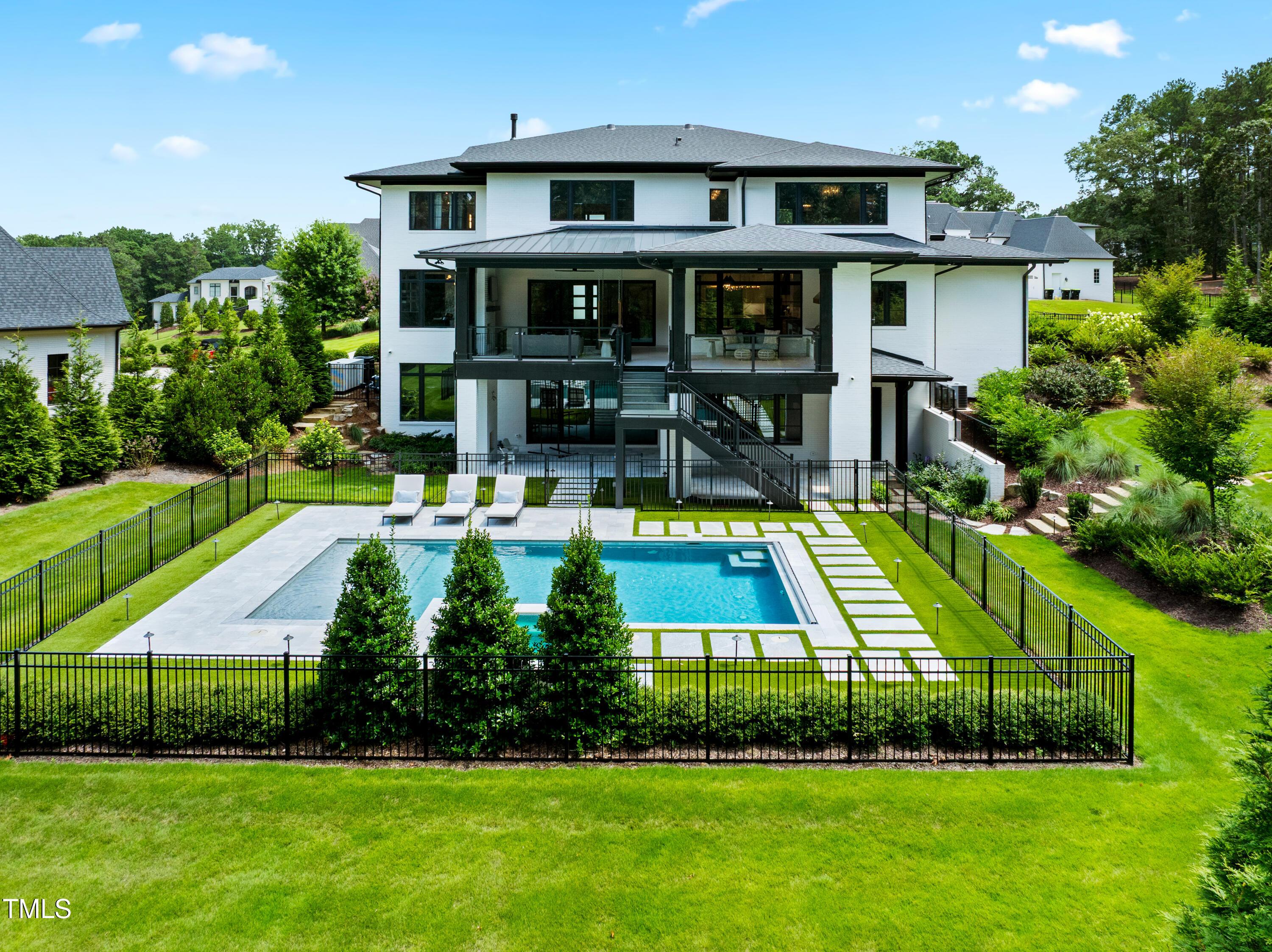 Image 4: Century Oak-22