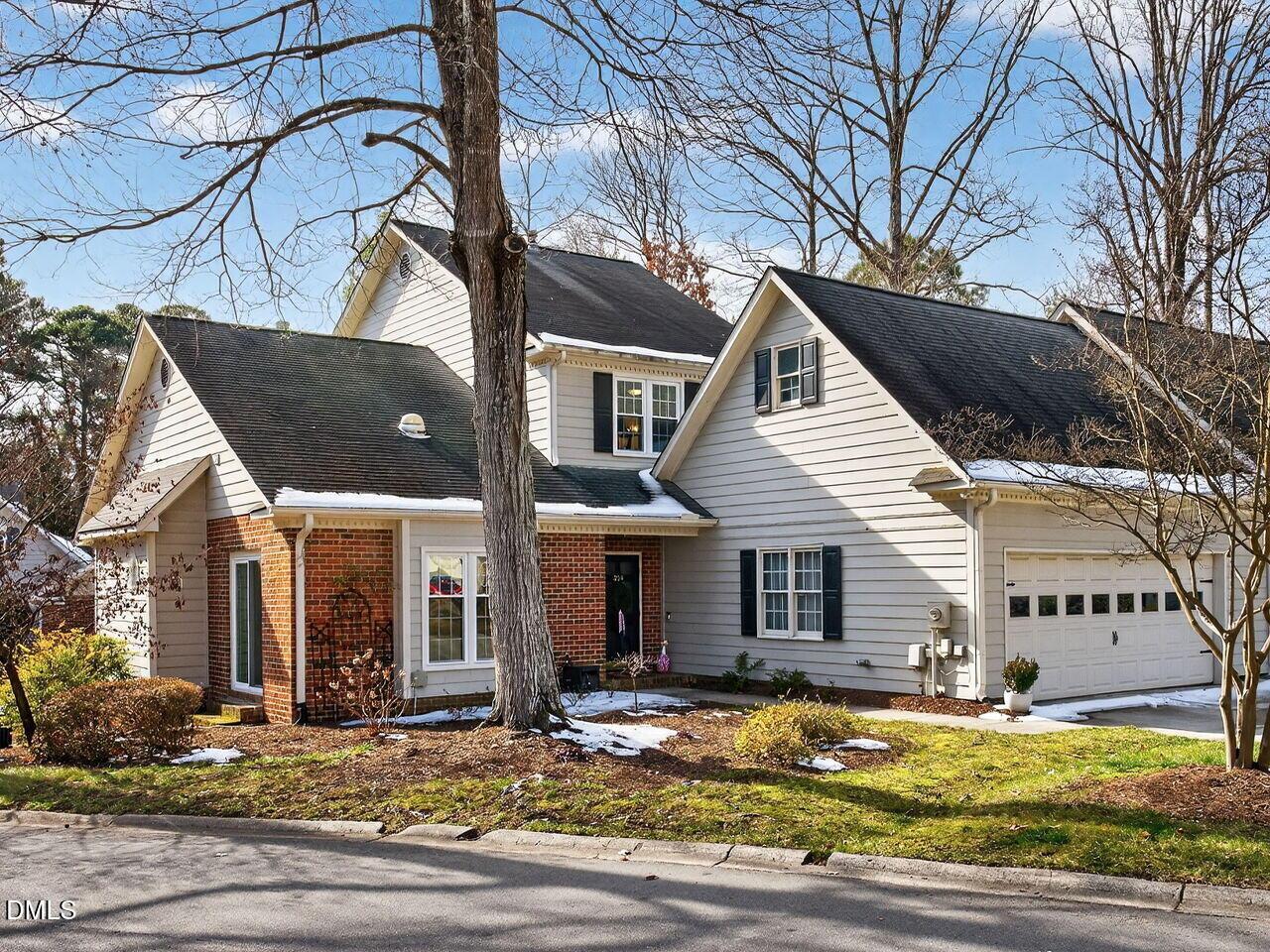 Image 2: 002-1280x960-front