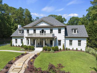 1129 Erins Way Lane