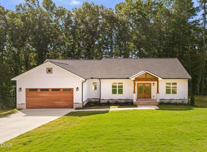 139 Clear Water Road