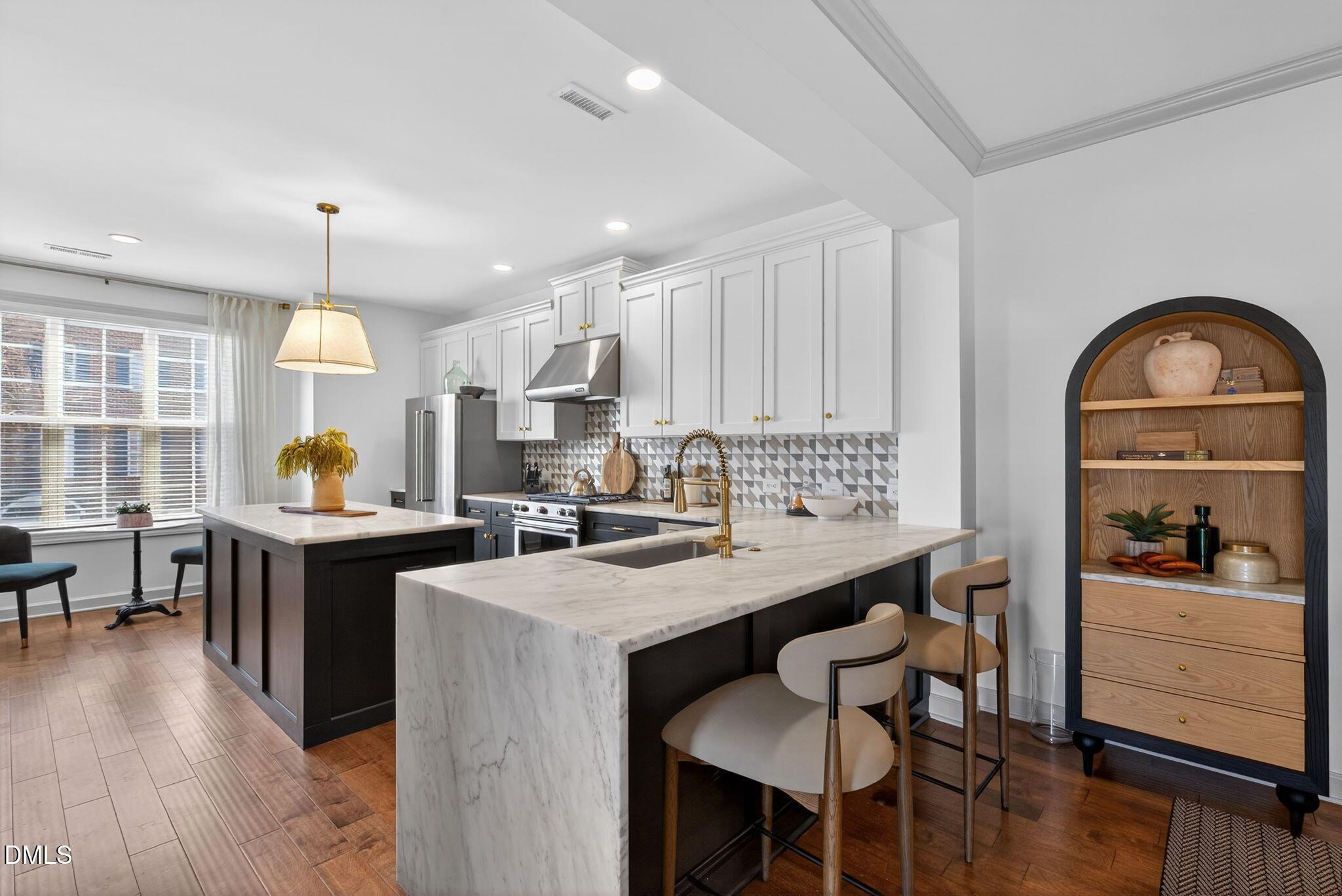 Image 4: 92-web-or-mls-371-bridgegate-dr