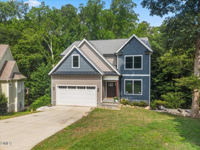 1401 Freshwater Court