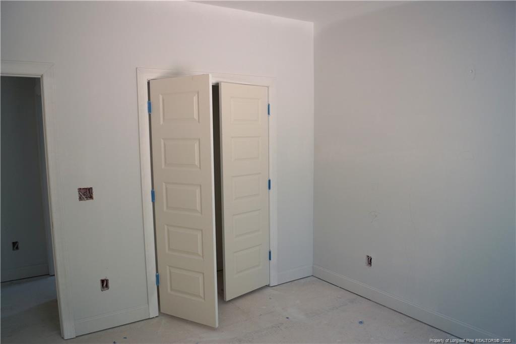 Image 3: Photo 3