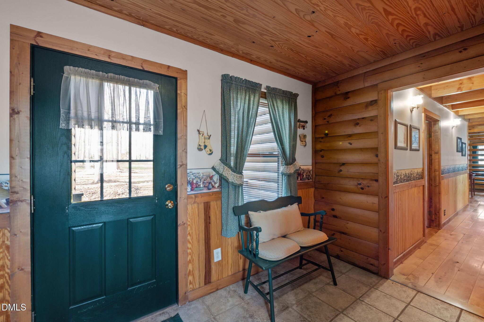 Image 3: 22-web-or-mls-P1109789