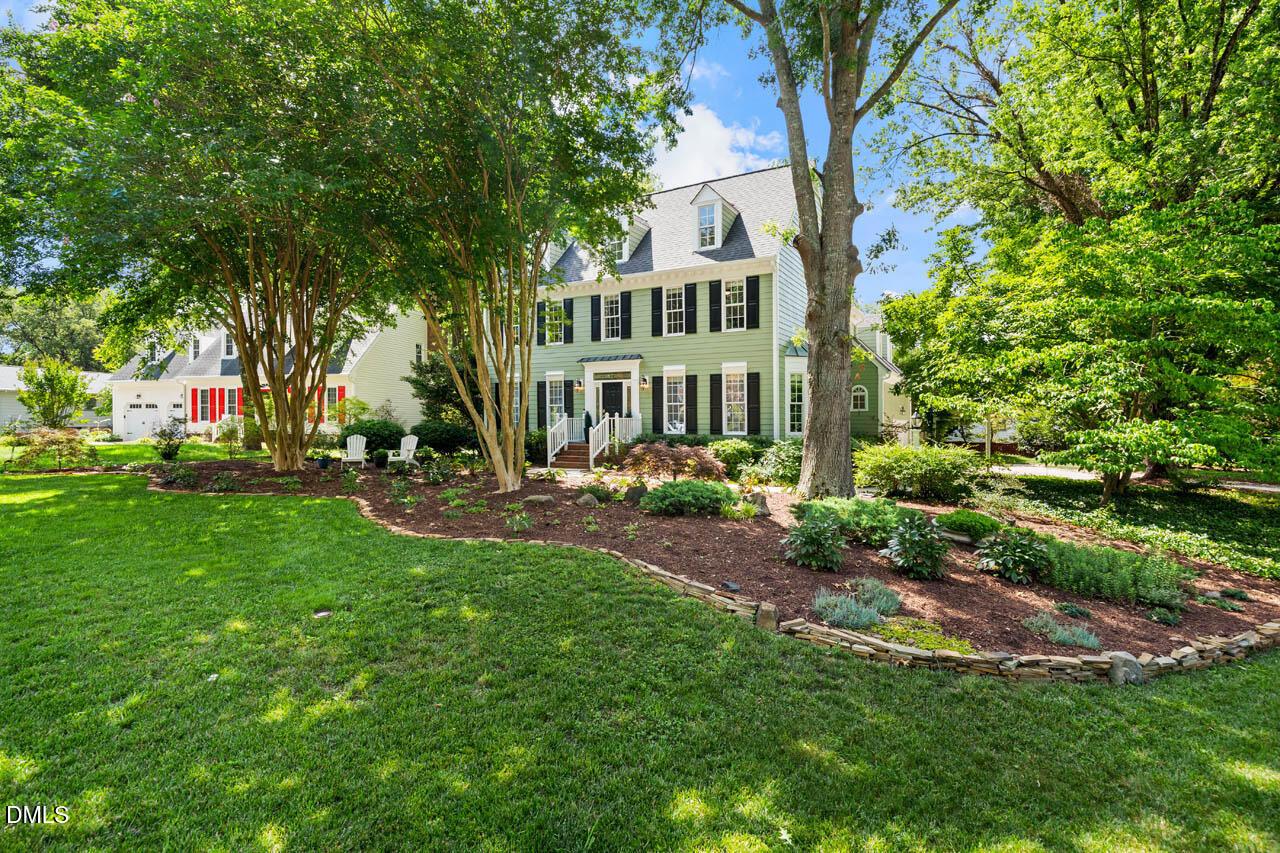 Image 2: 107 Meadowglades Ln 3