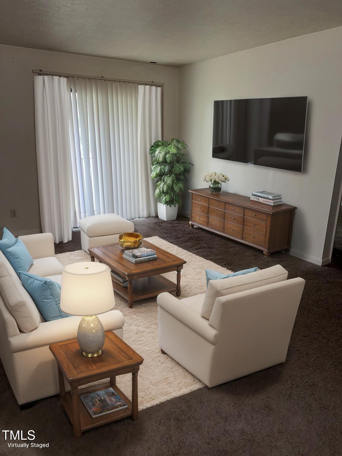 Image 3: image5 - Living Room - Standard - 4
