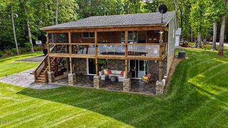 118 Paradise Point