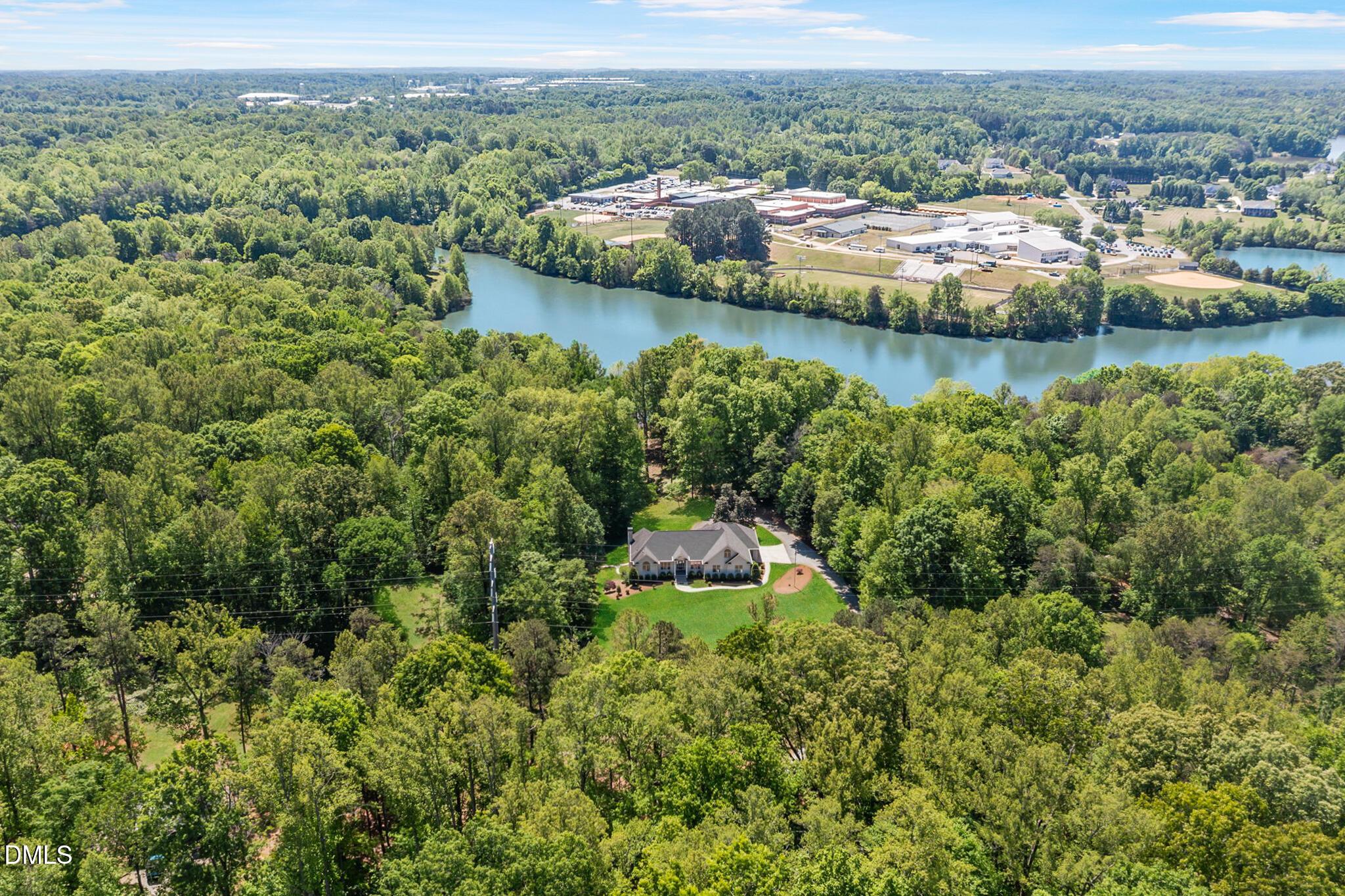 Image 2: 5-web-or-mls-DJI_0897