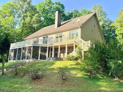 81 Beaver Crossing Road