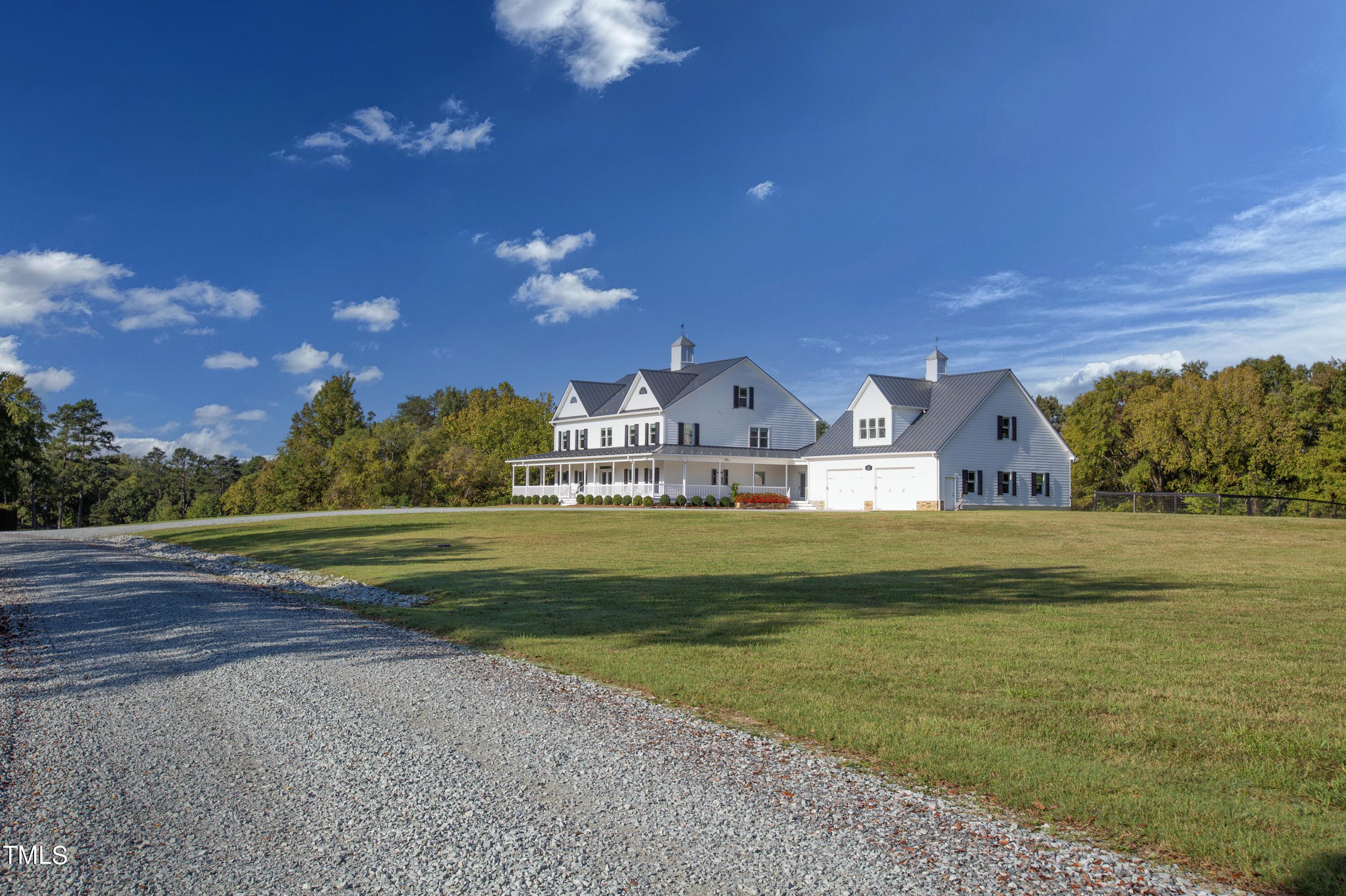 Image 1: Farmhouse 1