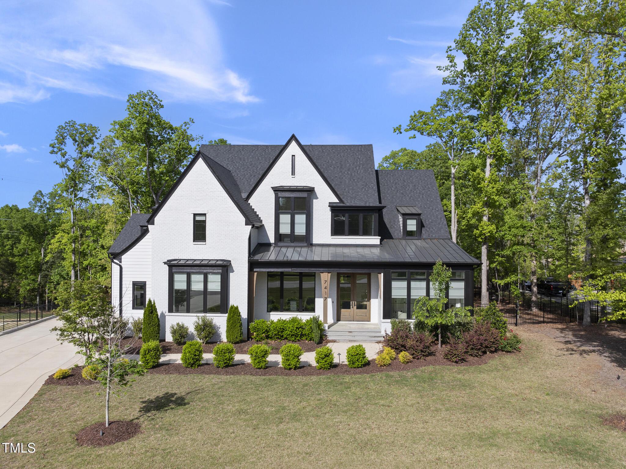 Image 2: DJI_20250421095648_0005_D