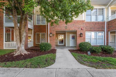 415 Waterford Lake Drive