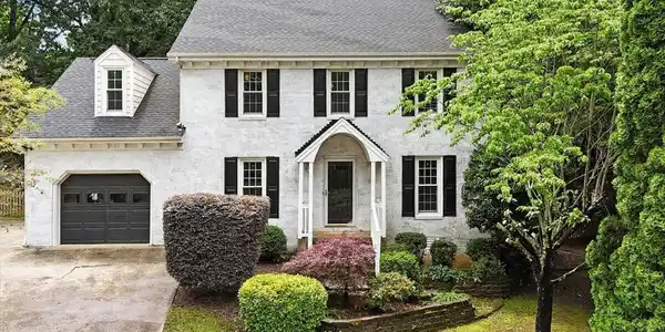 1312 Stonemoor Court