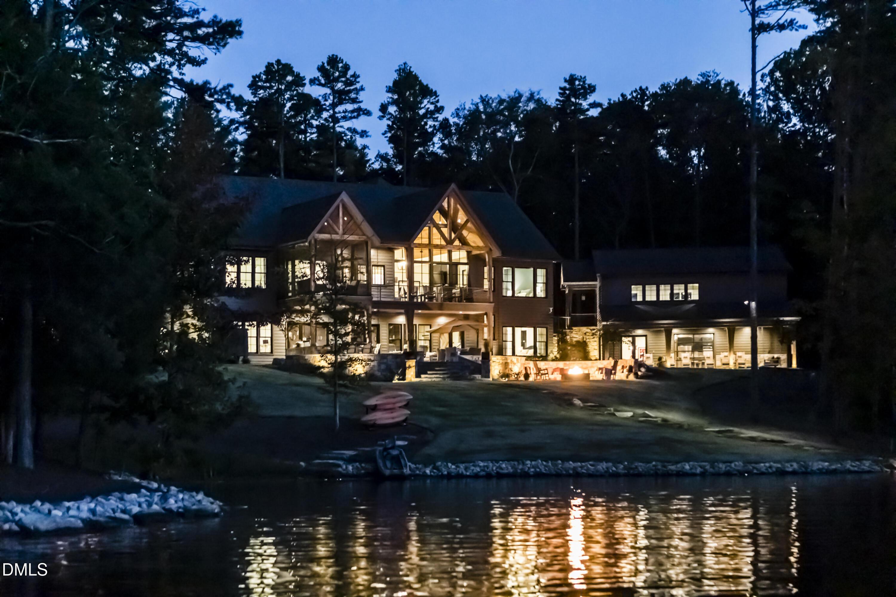 Image 2: 201002_1566