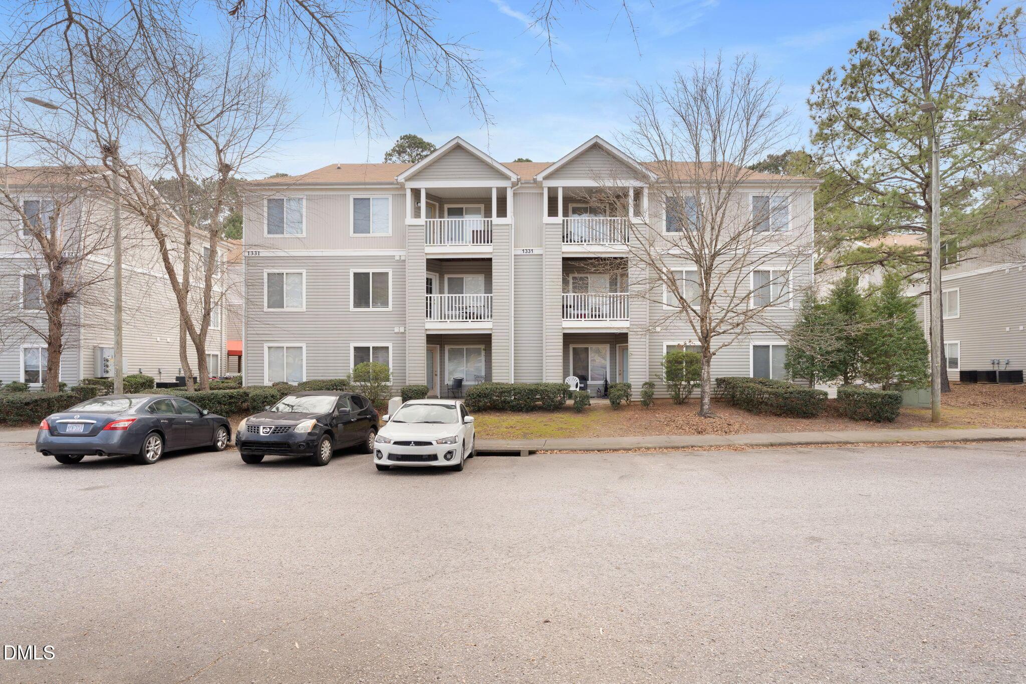 Image 2: 2-web-or-mls-DSC05583