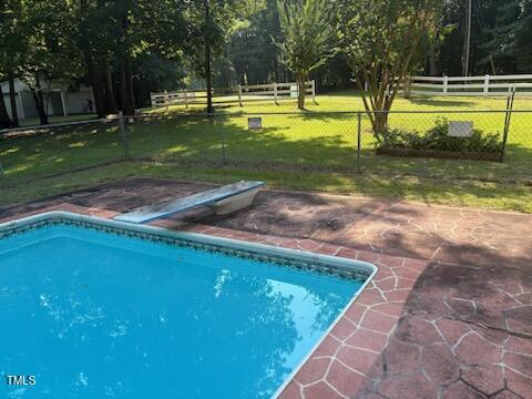 Image 3: POOL 2