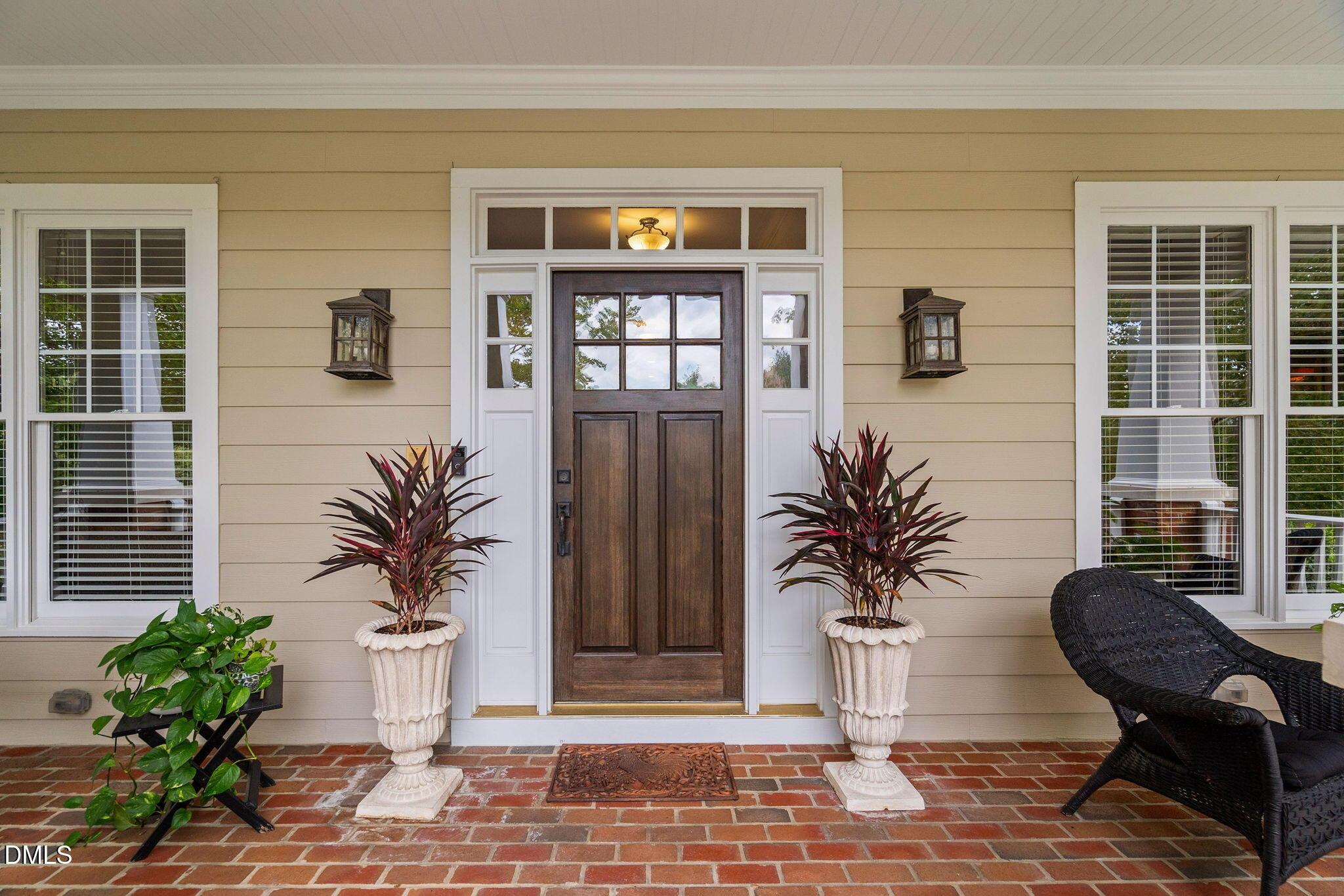 Image 2: 36-web-or-mls-203-walford-way