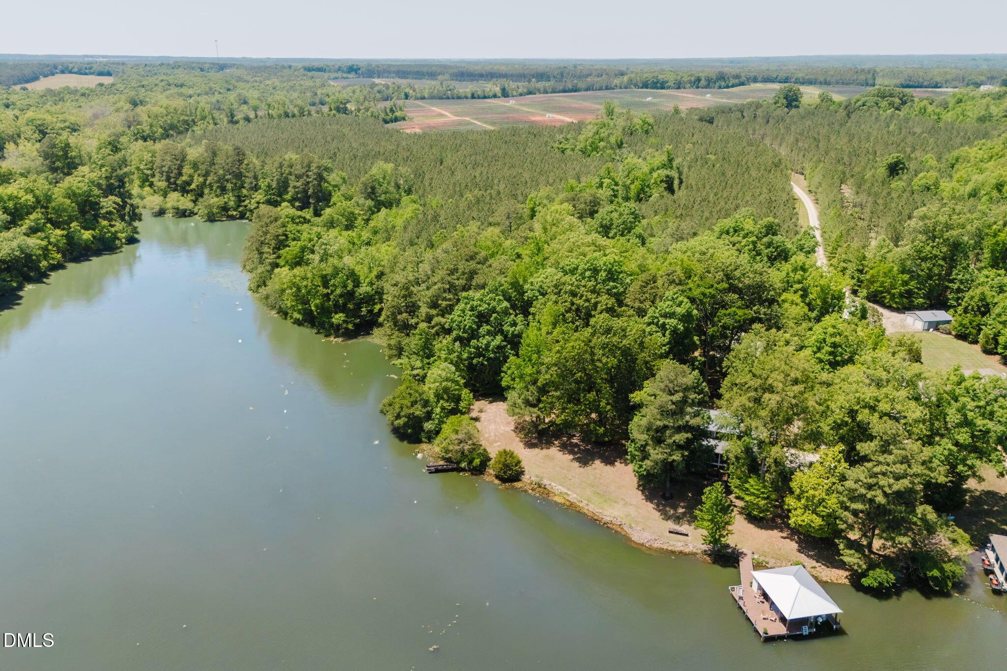 Image 2: 43-web-or-mls-370-robinson-ferry-rd