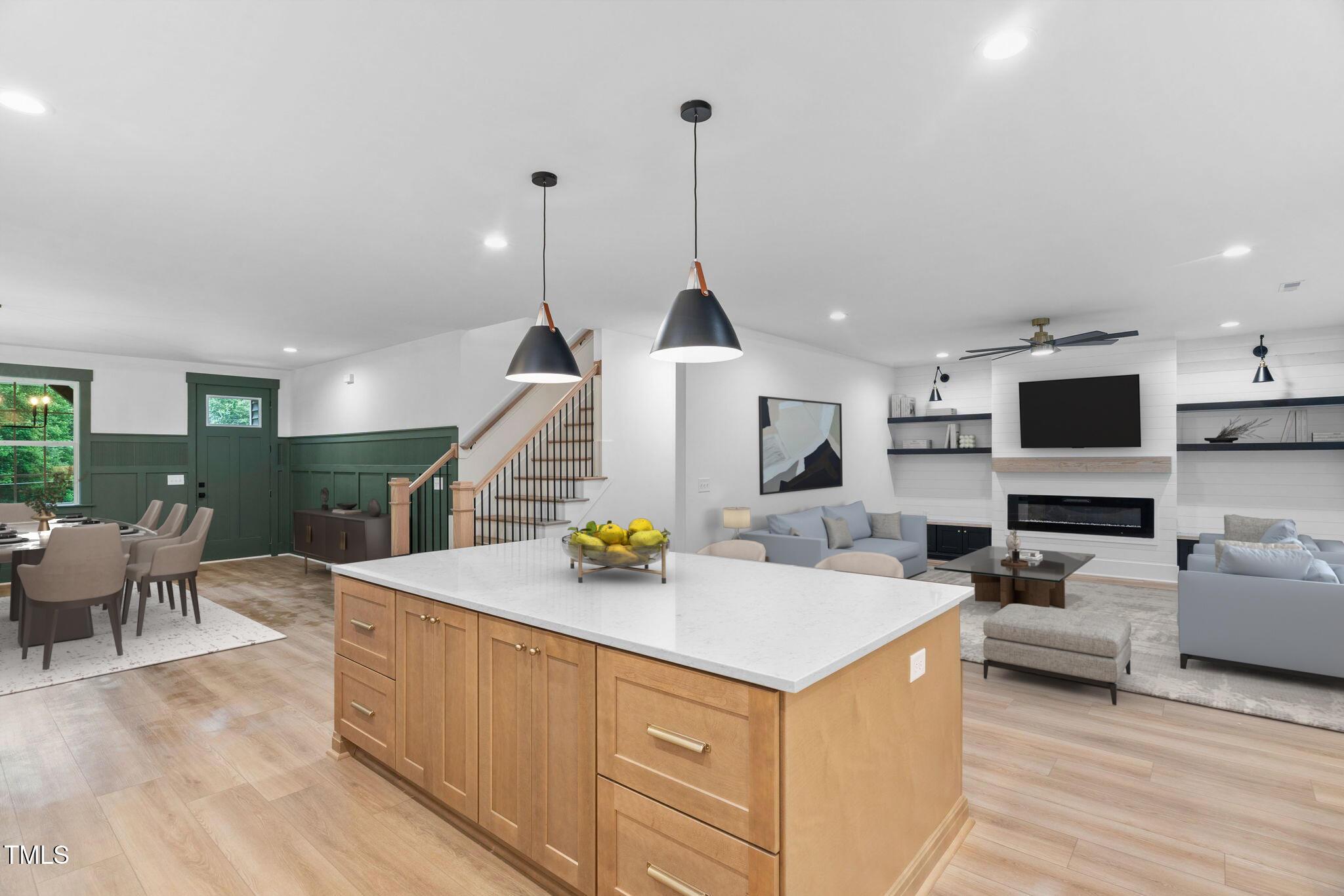 Image 1: 41-web-or-mls-114-crow-dr