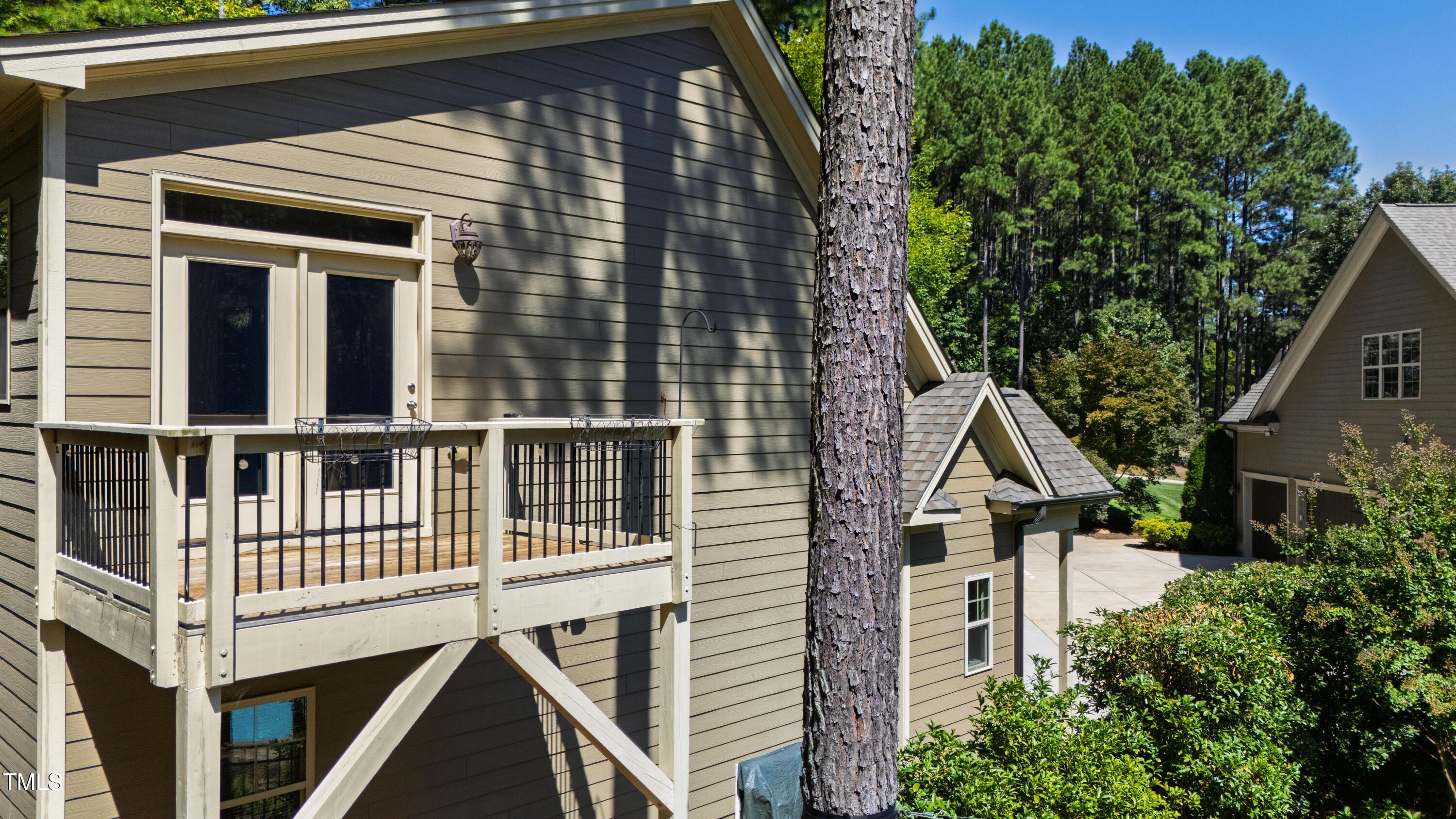 Image 4: Coveshore (12)