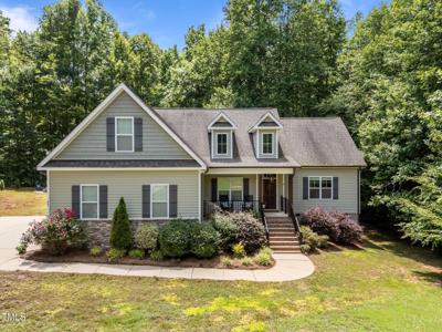 45 Chaucer Court W