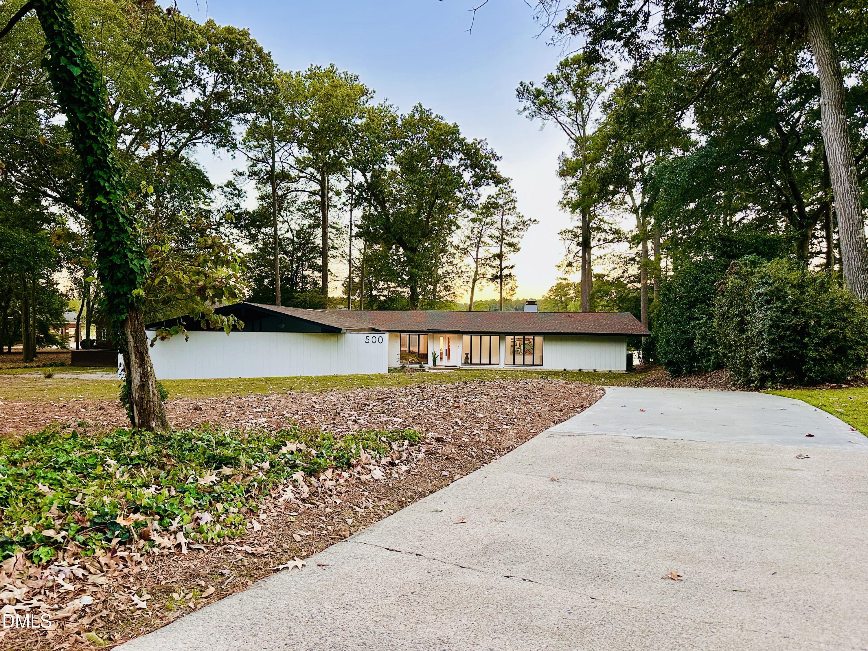 Image 1: IMG_5323 Image 1: IMG_5323