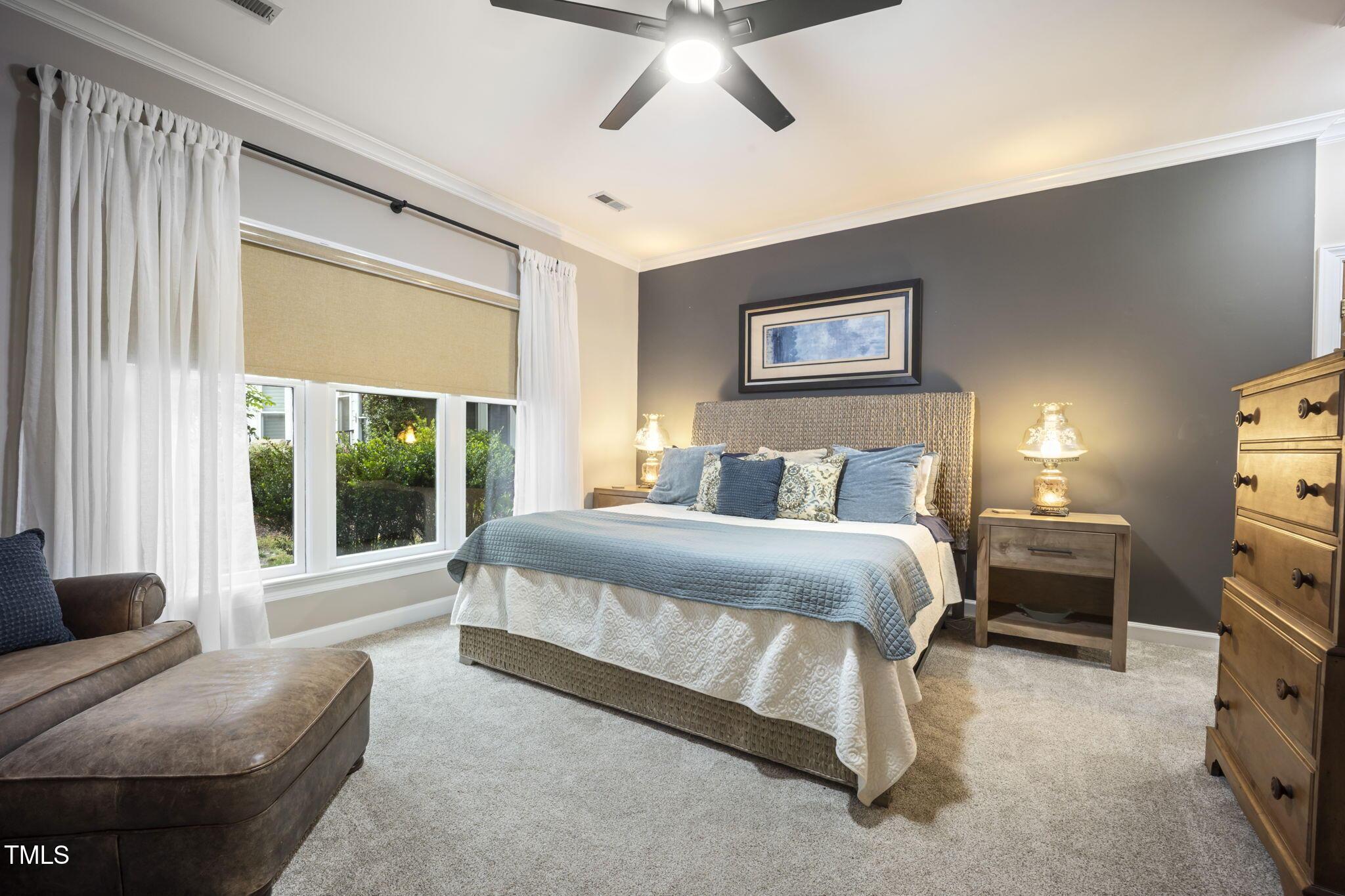 Image 4: 12-web-or-mls-484A9723